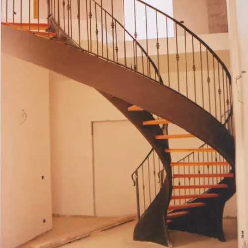 40c53e_6693392c2fa94bd8a7763a2c0d2613df~mv2